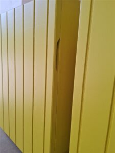 Chevet peuplier peint